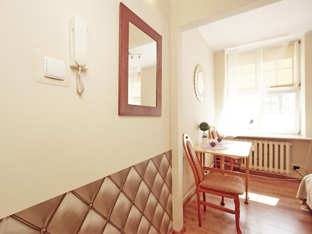 Apartament Kameralny Przy Ul. Piwnej Gdańsk Buitenkant foto